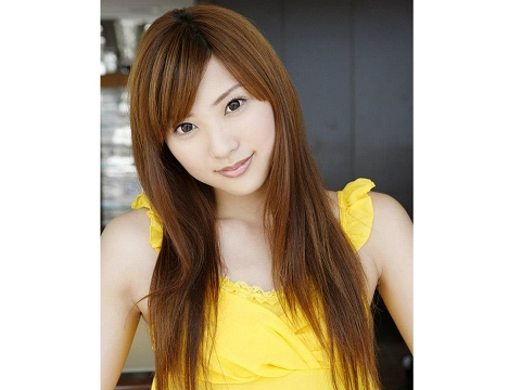 <em>日女主播</em>过分性感遭同行排斥 <em>不雅照</em>曝光(图)-