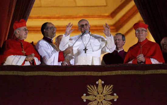 马天主教第266任教皇产生 阿根廷红衣主教当选