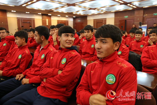 新疆史上首支职业联赛足球队-天山雪豹即将出
