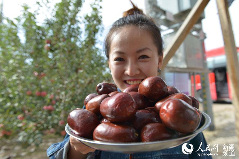 新疆阿克苏果品生产种植有规程绿色红枣销