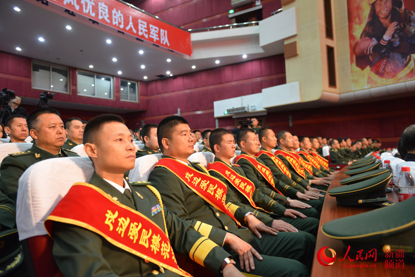 公安部授予库车县公安消防大队荣誉称号命名大