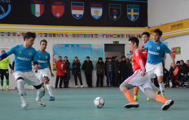 北疆片区首届室内五人制足球赛在乌苏开赛