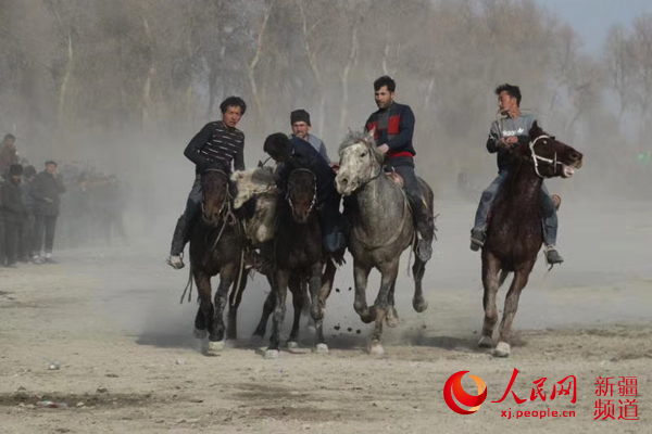春节假期新疆接待国内游客175万人次 同比增长16.1%