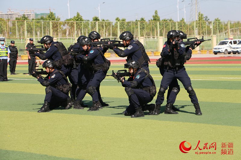 喀什地區公安機關開展全警實戰大練兵活動。