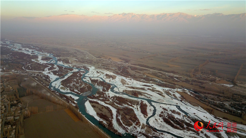 新疆焉耆盆地：初春開都河冰化開河（組圖）【3】