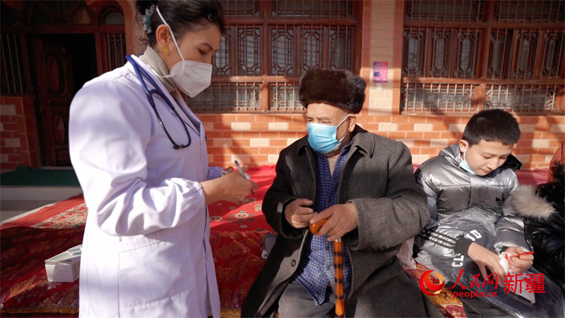 “农村防疫公益行动”走进新疆和田乡村