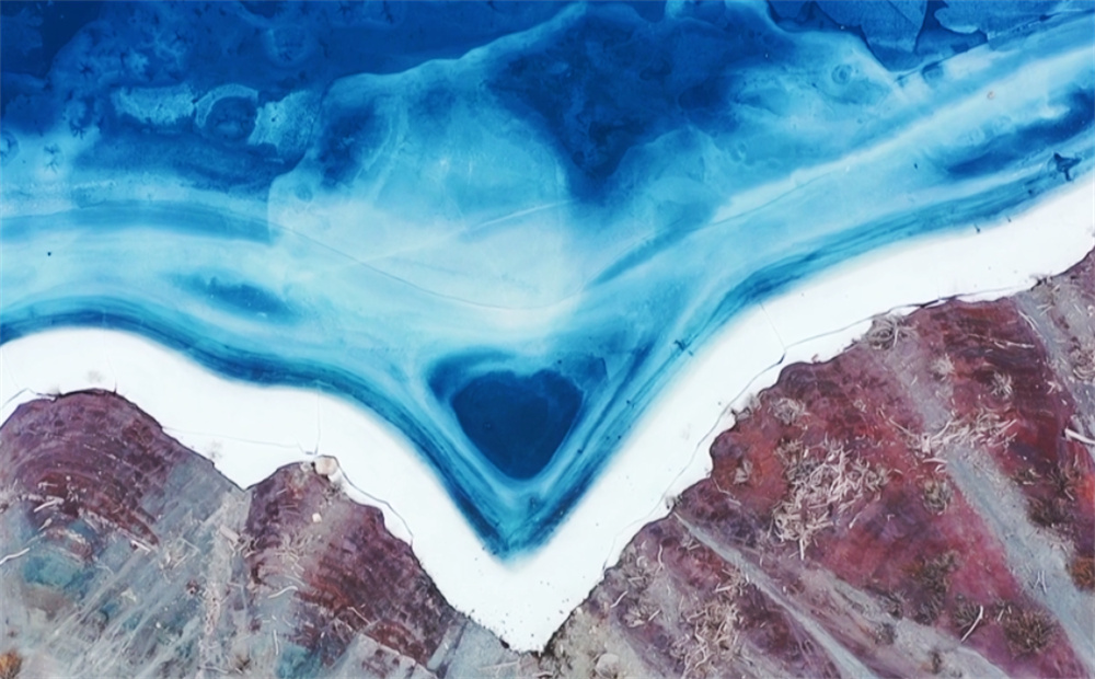新疆瑪納斯縣：藍湖冰雪消融 萬物復蘇春意漸濃