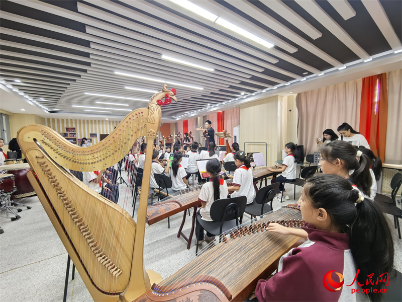 繁荣兵团·新时代新征程丨学星空体育app登录入口中玩铁门关市这所学校是怎么做到的(图5)